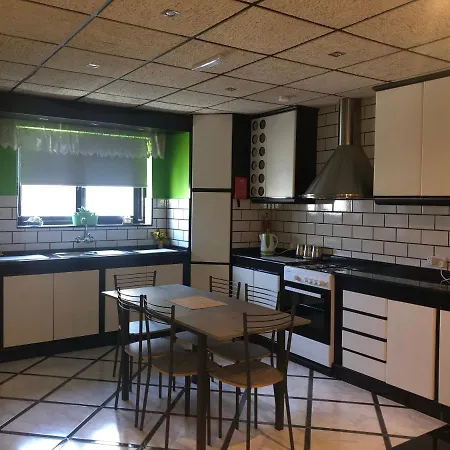 Flat 3 *
